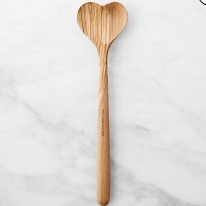 Williams Sonoma NWT Valentines Day Olivewood Heart Spoon